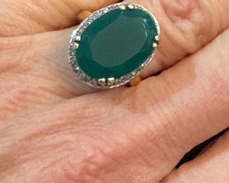 #15 - $375 - 14kt gold large oval jade ring sz5