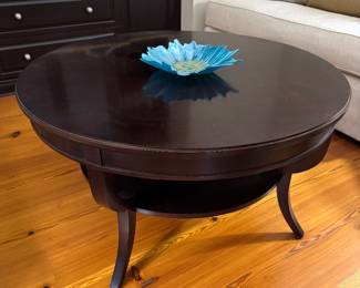 #5 -$150 - Round coffee table Sherill Ocassional 40"Rx22"H 