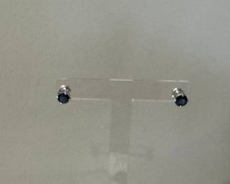 #25 - $350 - 14kt sapphires earrings studs on white gold post 