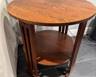 #62- $100 As is - Mission style oak round side table 29"Rx29"H 