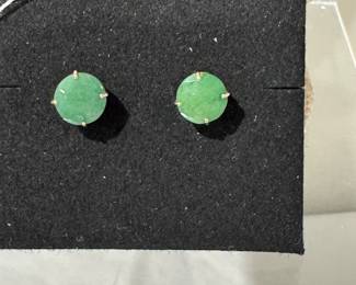 #29 - $200 - 14kt yellow gold jade studs earrings 