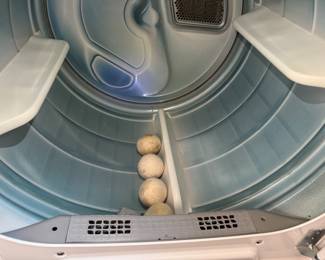 #48B - $450 - Maytag Washer & Dryer Bravos Excel MCT approx 6 years 