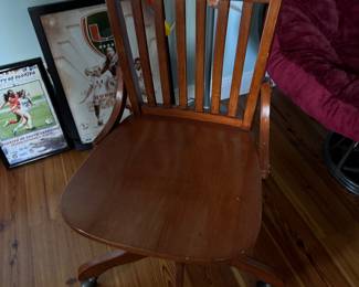 #80 - $58 - Vintage School Teacher Chair 