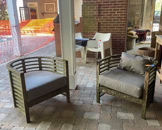 $1,000 6 piece Teak patio set