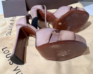 #100 Louis Vuitton nude borwn distressed leather size 38-7.5 Dust bag & box  $375