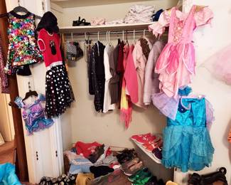 Children's Clothes & Costumes