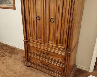 Stanley Wardrobe
