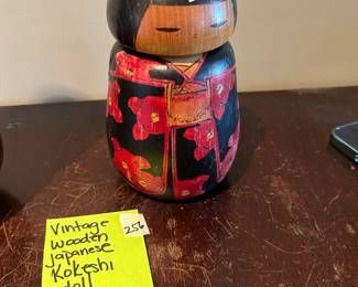 #256 vintage wooden Japanese Kokeshi doll $45.00
