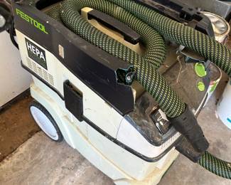 #79 festool d36hwrs+ hepa vacuum system, missing tray on top $1,000.00