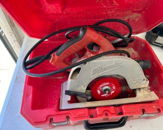 #80 Milwaukee 7.25" circular saw 6390-20 $65.00