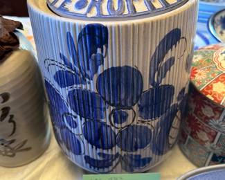 #134 vintage 1970s West German pottery rum fuchle lidded jar $50.00