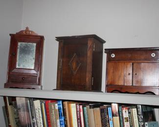 Collection of miniature furniture / salesman samples