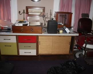 MCM desk