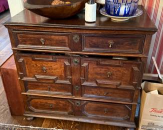 19thc English Jacobean chest of drawers