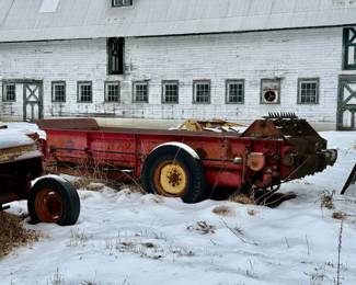Massey Ferguson Manure Spreader