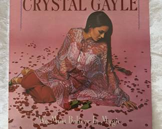 Crystal Gayle – We Must Believe In Magic / UA-LA771-G