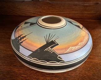Native American Navajo Hand Painted Rainbow Cedar Mesa Pottery