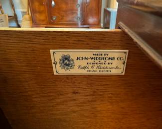 John Widdicomb Co. Designed by Ralph H. Widdicombe Mahogany 2 Door / 2 Drawer China Cabinet (16"D x 37"W x 68"H)