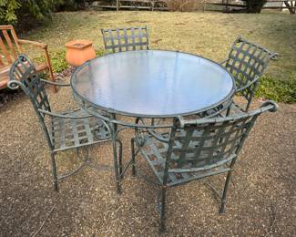 Brown Jordan Patio Table (48"W x 29"H) with 4 Armchairs