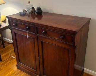 Handsome Antique Mahogany 2 Drawer / 2 Door Sideboard (42"H x 38"W x 20-1/2"D)