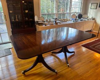 Duncan Phyfe Mahogany Pedestal Dining Table (44"W x 30-1/2"H x 71-1/2"L with 3 Leaves 18"L each)