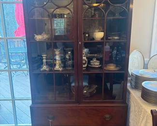 John Widdicomb Co. Designed by Ralph H. Widdicombe Mahogany 2 Door / 2 Drawer China Cabinet (16"D x 37"W x 68"H)