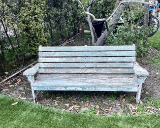 Great Chippy Bench