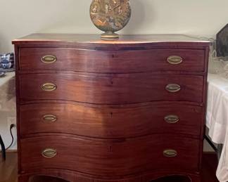 New York Style Serpentine Chest