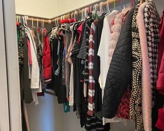 Ladies Clothing S-M