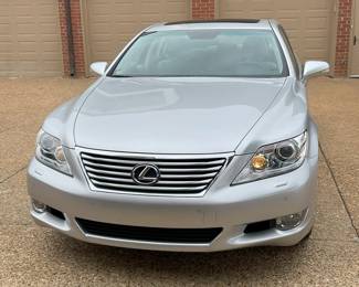 2011 Lexus LS460 43,248 miles