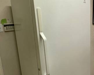 Upright freezer