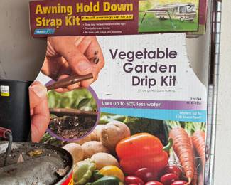 Vegetable garden drip kit
