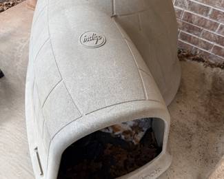 Petmate Indigo dog house