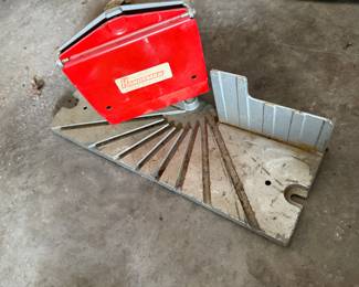handyman mitre box