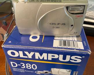 Olympus D-380