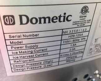 Dometic Ice maker