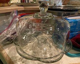 Glass covered cake plate