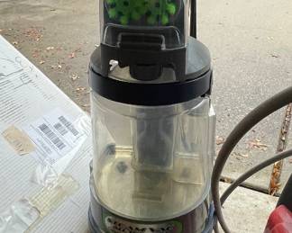Carpet cleaner