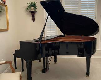 Yamaha C1 Ebony polished black baby grand piano