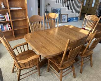 Solid Oak Dining Table and 6 Chairs