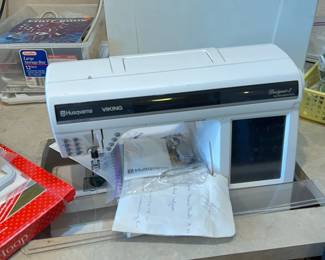 Husqvarna Viking Designer 1 Embroidery System