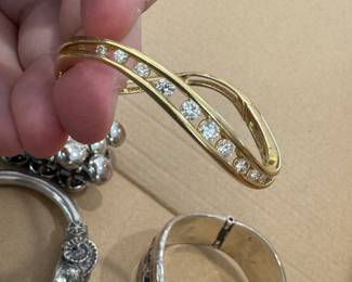Awesome 14k gold and diamond twist bangle bracelet, over 5 carats total diamond weight
