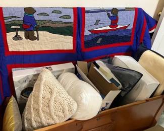 Great pillow, bear quilt