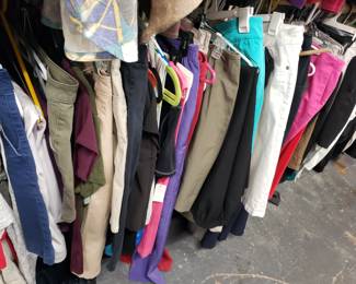 Ladies Shorts, Skirts & Short Pants