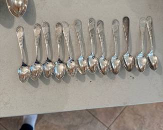 6 vintage silver teaspoons 