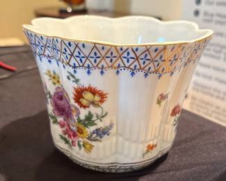 Paris Royal Peint a La Main 