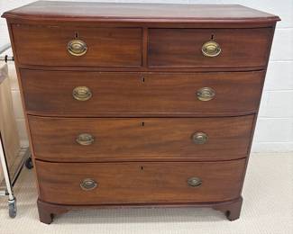 Antique 19th century mahogany Bow Front Chest of Drawers 