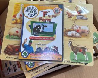 Melissa and Doug Wooden Puzzles 