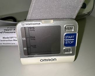 Omron 7 Series BP652 Wrist Blood pressure monitor 