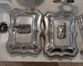 Sheffield Silver Plate pair of Entree Dishes